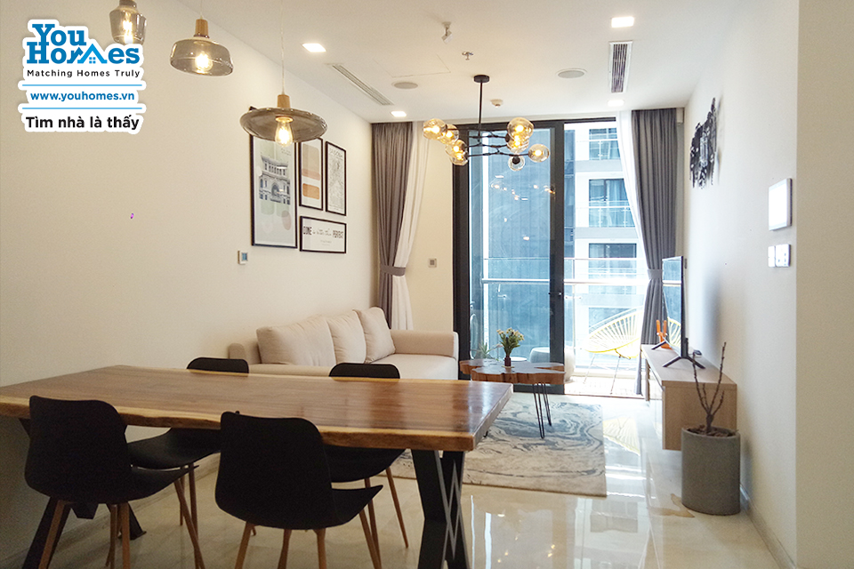 1561951608-vinhomes-golden-river-can-ho-1pn-4-5125-youhomes